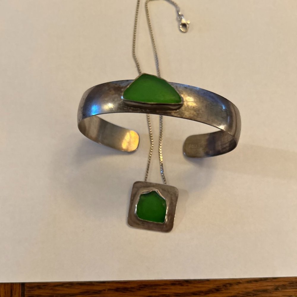 Jade and silver pendant necklace and bangle bracelet Set
